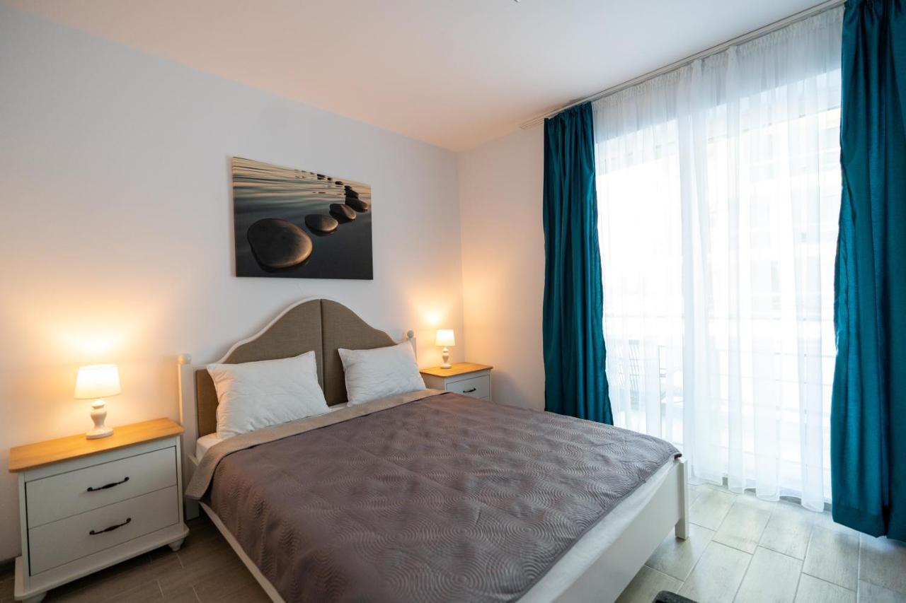 San Francisco Aparthotel Pool & Spa Mamaia Nord 那沃达利 外观 照片