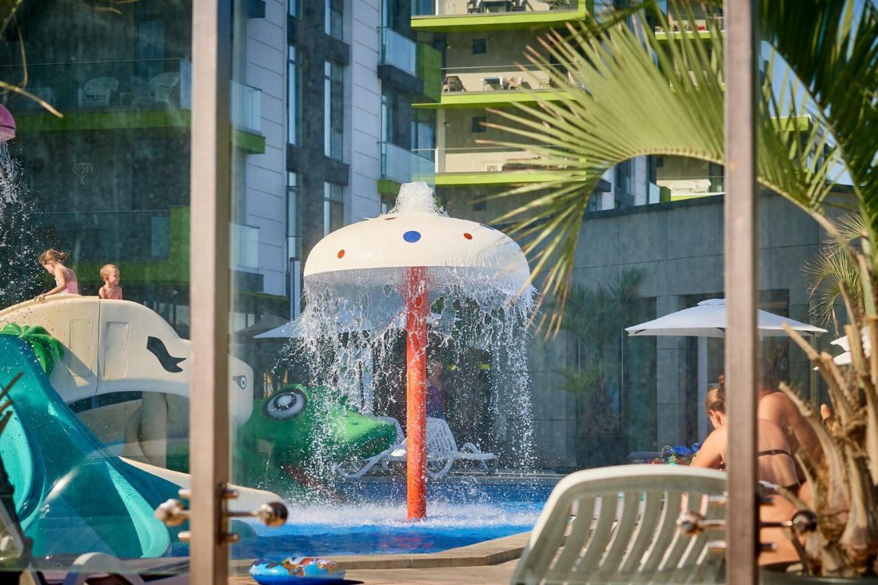 San Francisco Aparthotel Pool & Spa Mamaia Nord 那沃达利 外观 照片